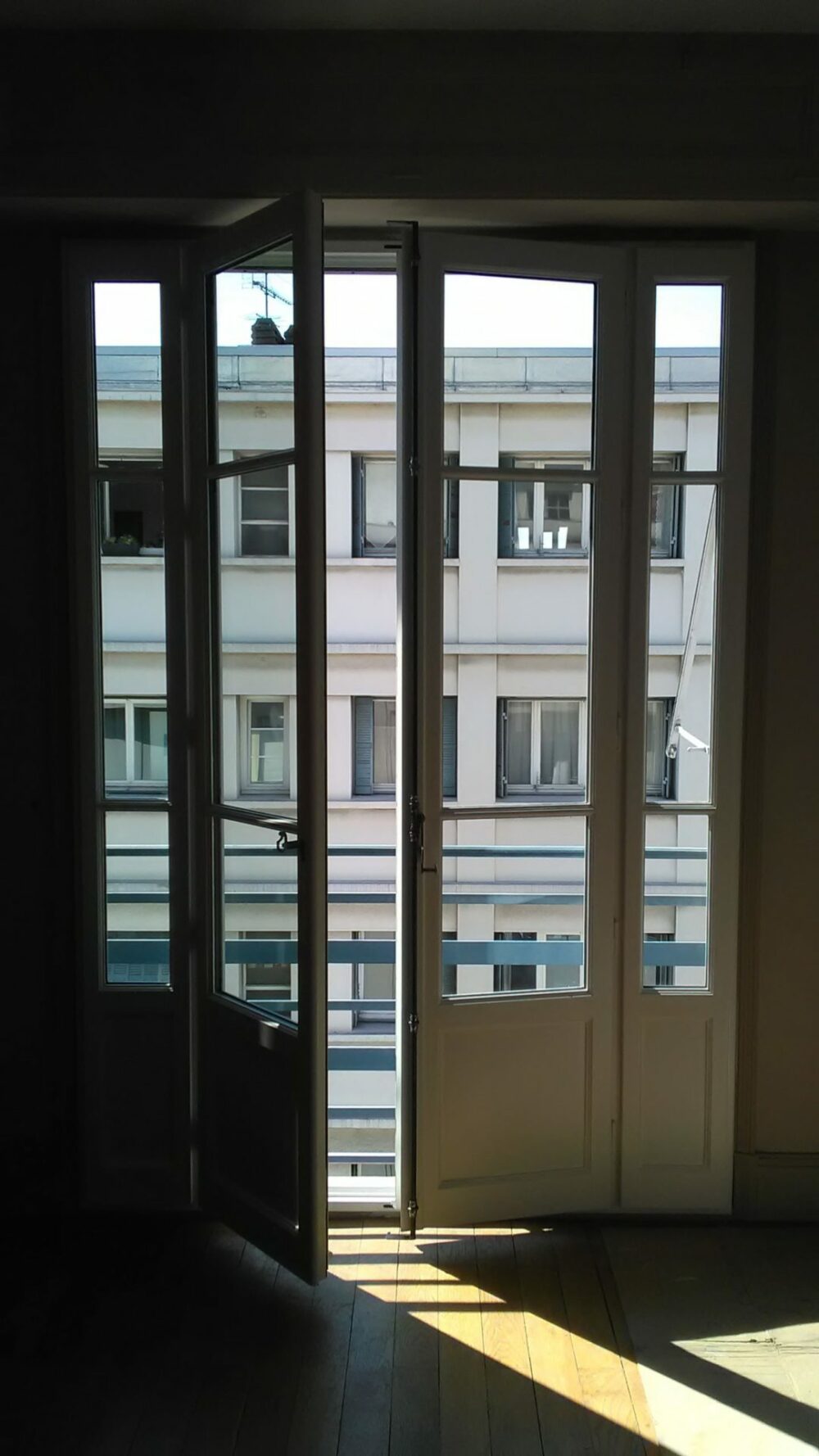 artibois prestation realisation fenêtre portes fenêtre et volets